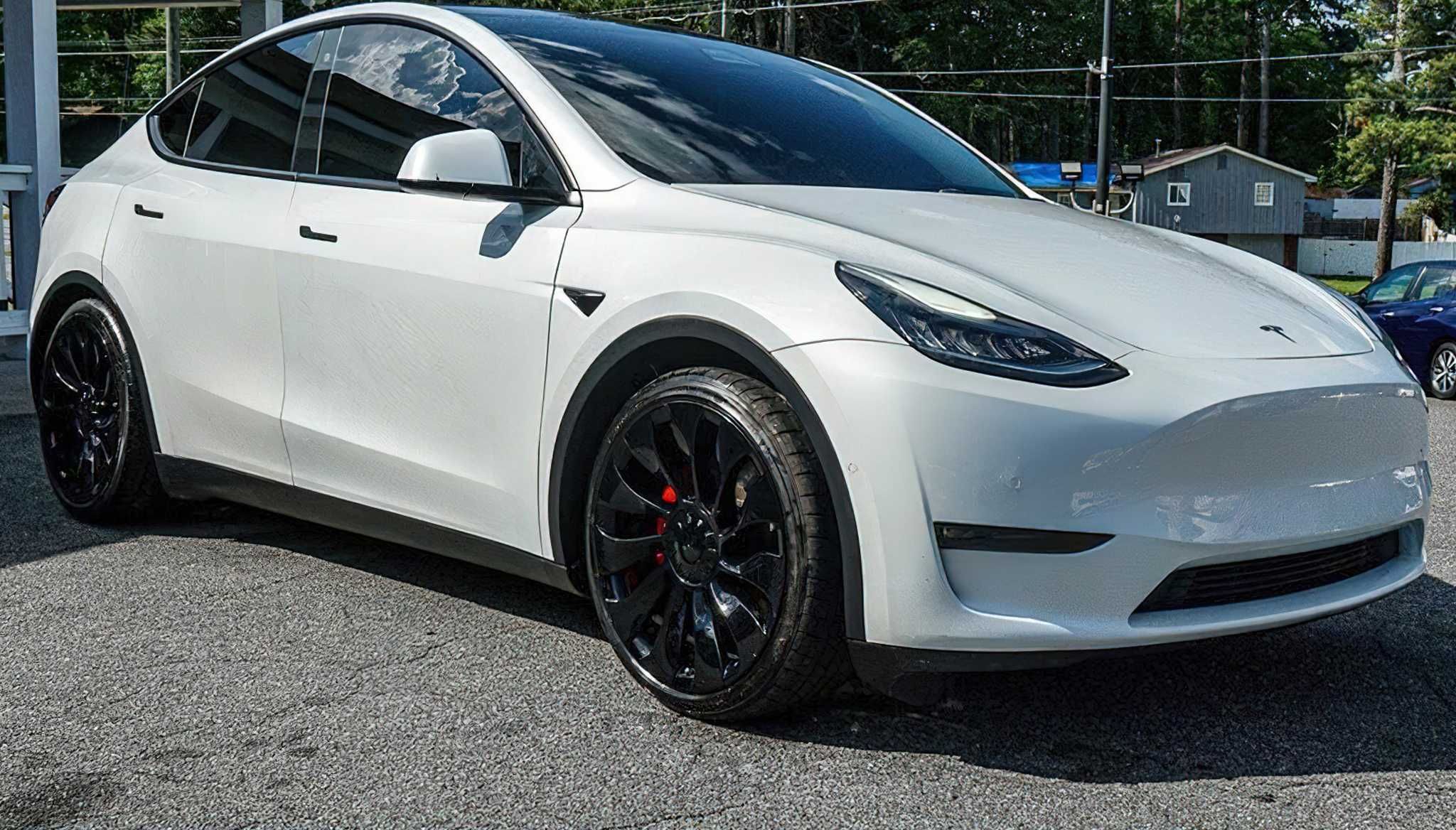 Tesla Model Y Performance 2020
