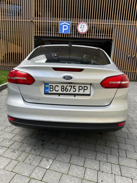 Оренда авто Львів в таксі / особисті цілі Ford Focus 3