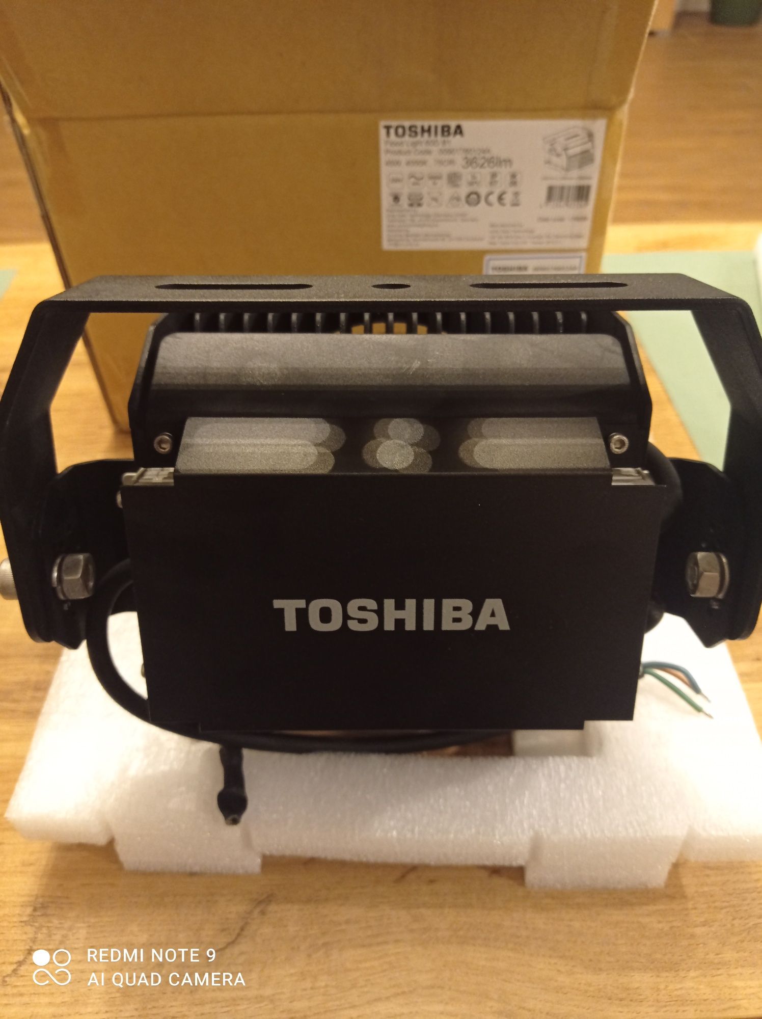 Lampa LED TOSHIBA Floodlight 45W 4000K 60°