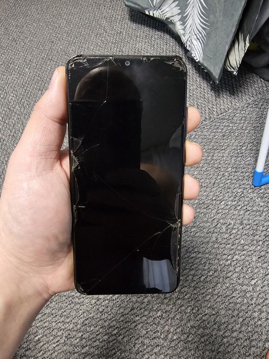 Продам смартфон Huawei Y6p MED-LX9N