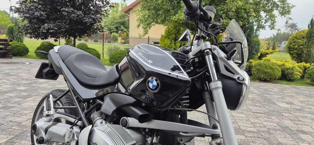 Sprzedam motocykl BMW R1200r