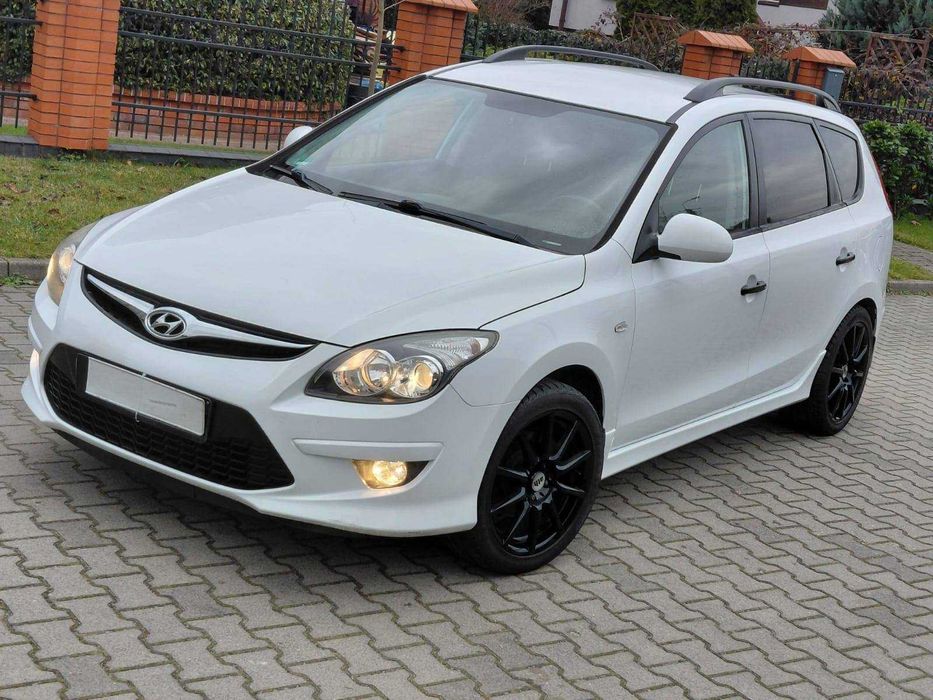 PEWNY HYUNDAI i30 1.6 benzyna SPORT klima ALU bardzo ładny!