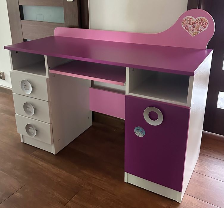 Biurko młodzieżowe