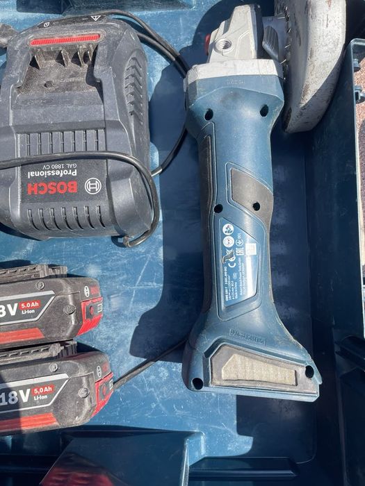 Інструмент Bosch