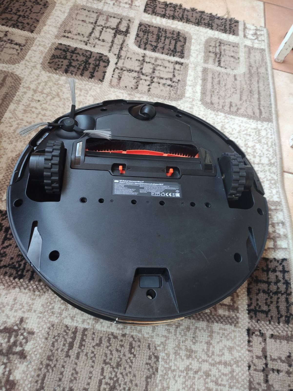 Продам робот пылесос Xiaomi Mi Robot Vacuum-Mop P