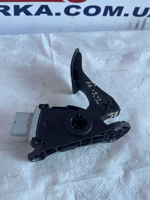 Педаль газу MAN TGA/TGS/TGX 6 PIN 81259706103