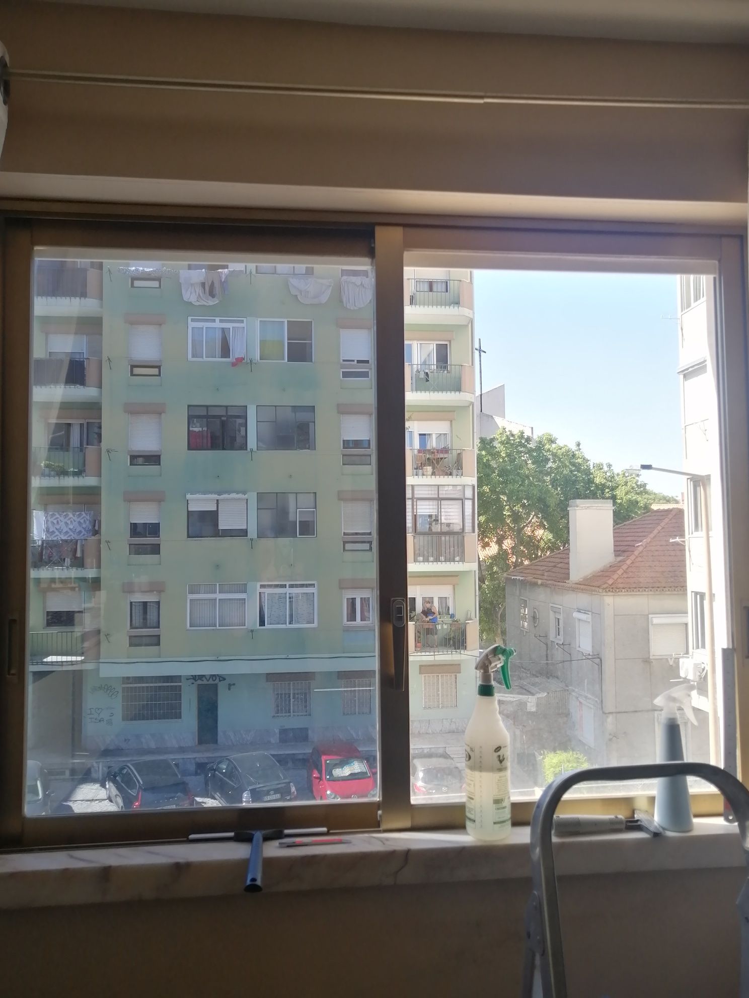 Peliculas espelhadas térmicas e  privacidade