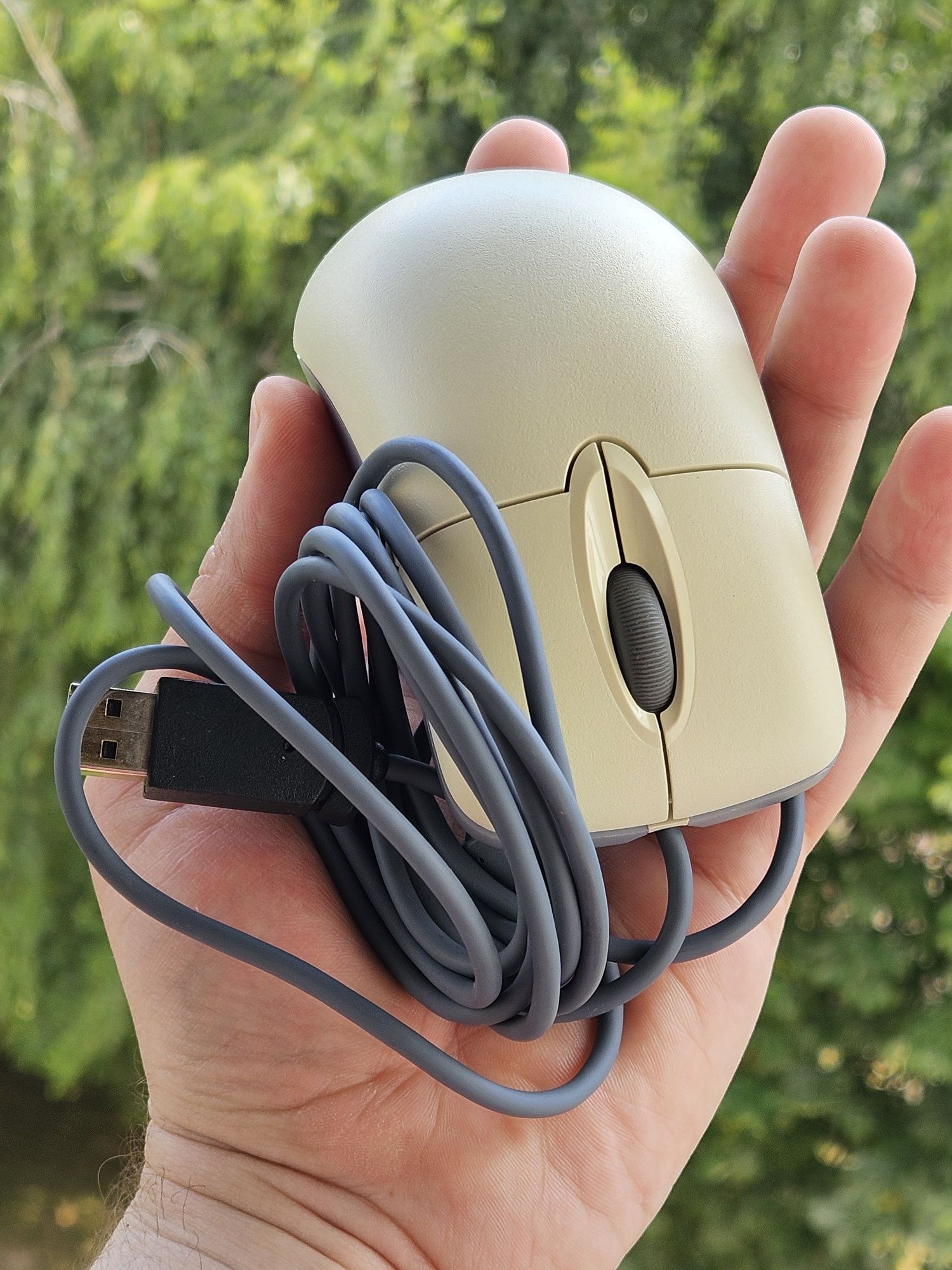 Microsoft Optical Mouse 1.1A