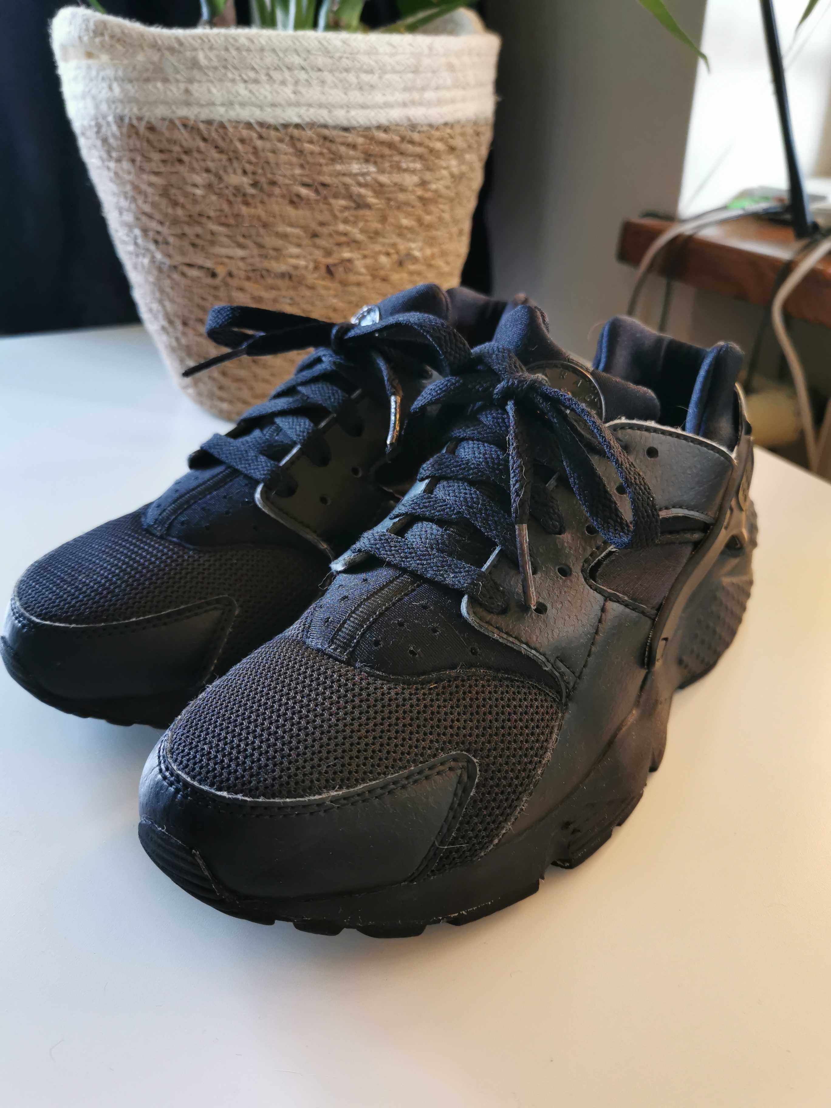 Buty Nike Huarache ORYGINALNE czarne damskie