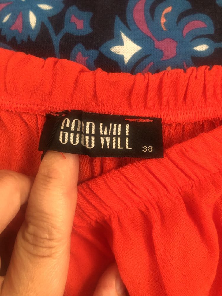Good Will Czerwony Krótki Top z Jednym Rękawem Sexy 38 M