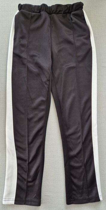 Spodnie dresowe rozm.152