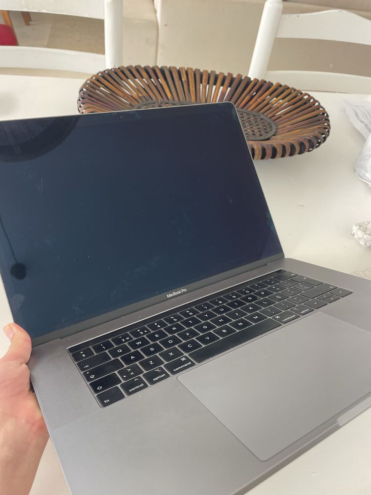 macbook pro 2018