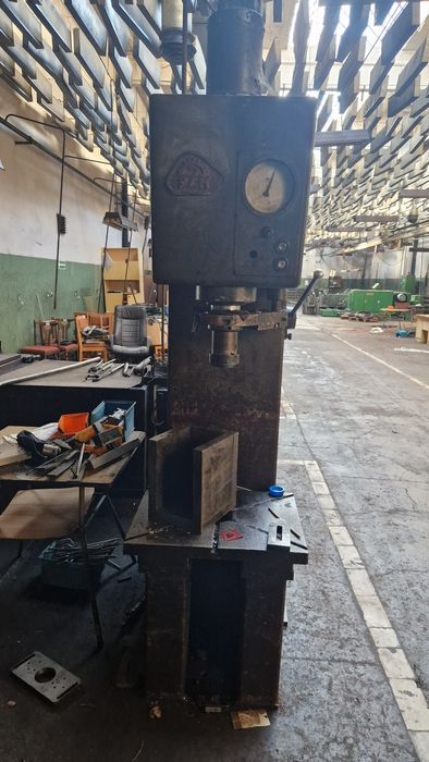 Prasa hydrauliczna PH-2PW-90ie
