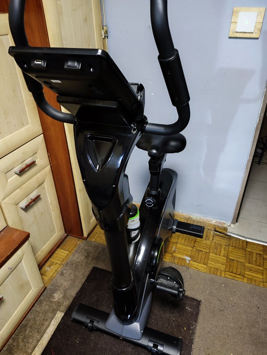 Rower stacjonarny elektromagnetyczny Zipro Rook iConsole+ 100% sprawny