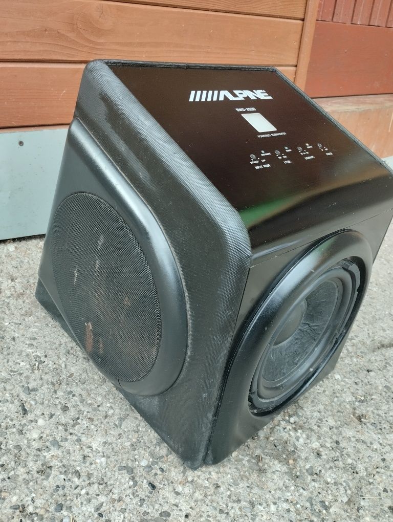 /////ALPINE subwoofer 1000w