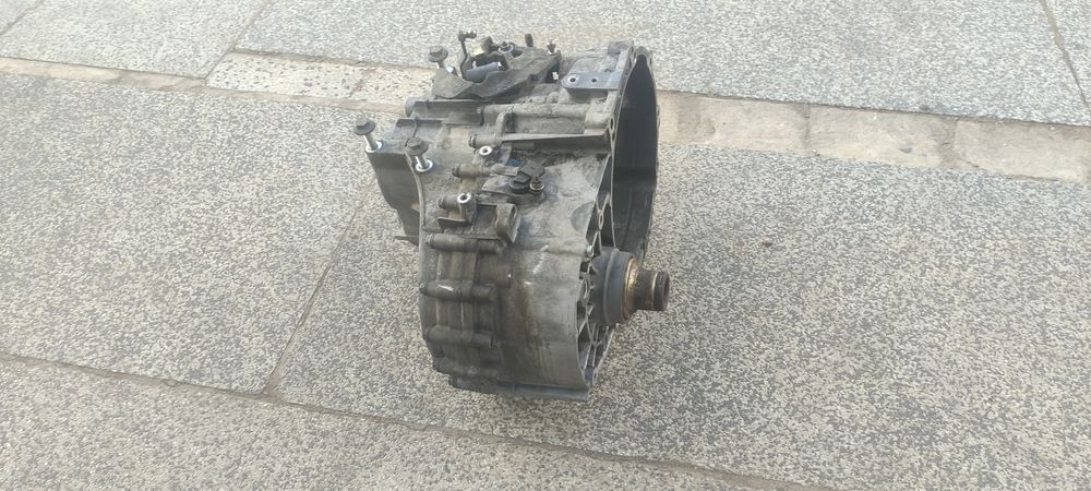 Sharan Galaxy Alhambra MK1 1.9 115KM skrzynia biegów EHH 6 biegów