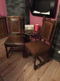 Krzesla rzezbione plus stolik
