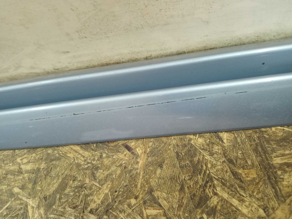 Audi A4 B8 S-line listwa drzwi próg kombi oryginał demontaż kolor LX7V