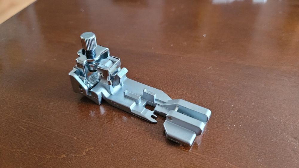 Stopki do maszyny firmy BERNINA 2000