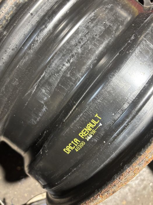 Komplet felg stalowych 15” 4x100 Renault