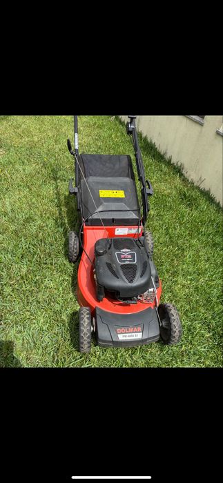 Corta relva a gasolina