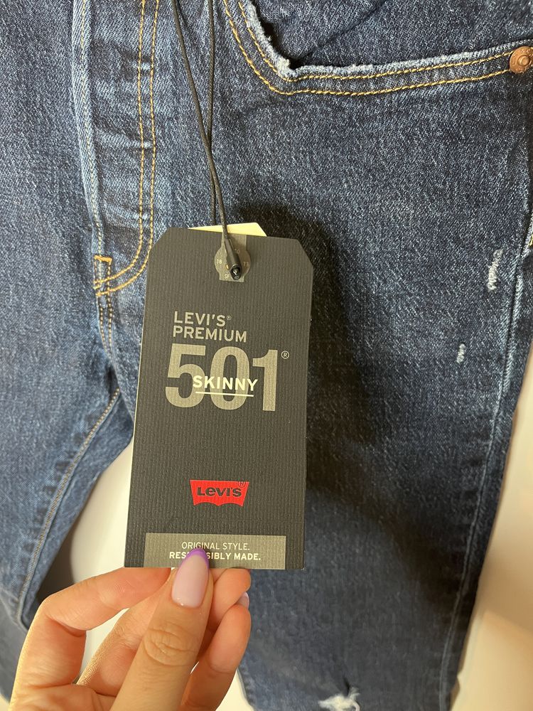 Granatowe spodnie dżinsy jeansy skinny Levi’s 501 W26 L30