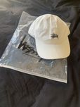 czapka z daszkiem stussy