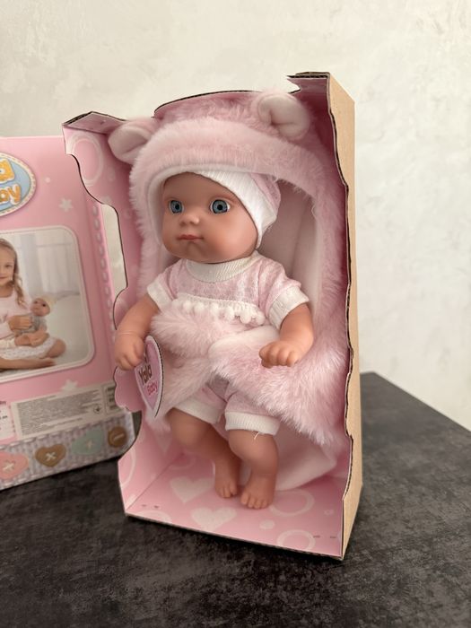 Лялька пупсик з ковдрою