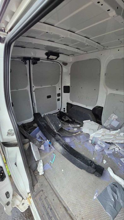 Продам Nissan E-NV 200 після ДТП