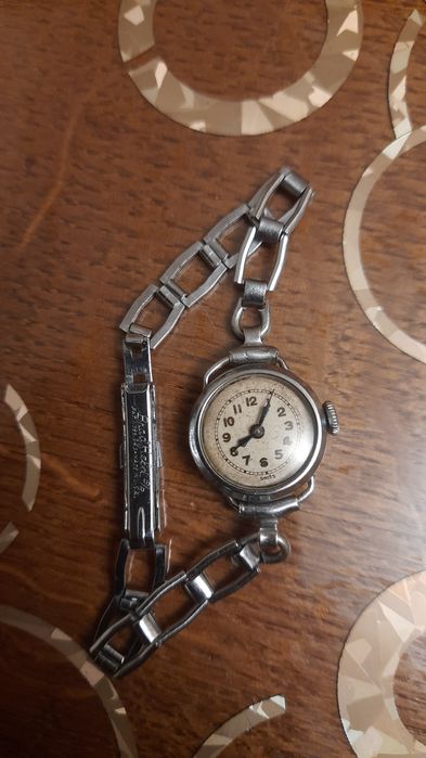 Ретро наручний жіночий годинник  Swiss Fond Asier, 17 каменів, робочий