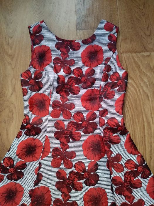 Нова сукня Paccio.