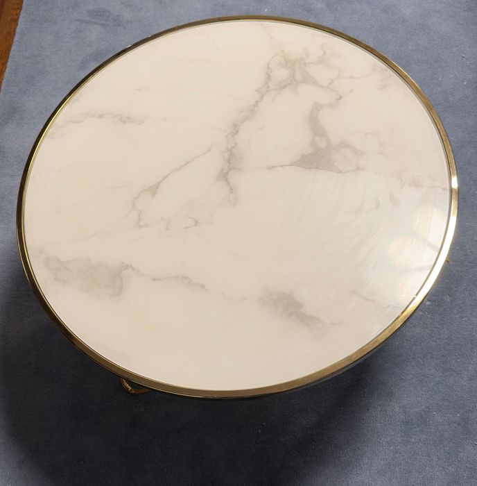 Stolik kawowy „MERIDIAN II” efekt marmuru biało-złoty – stan dobry