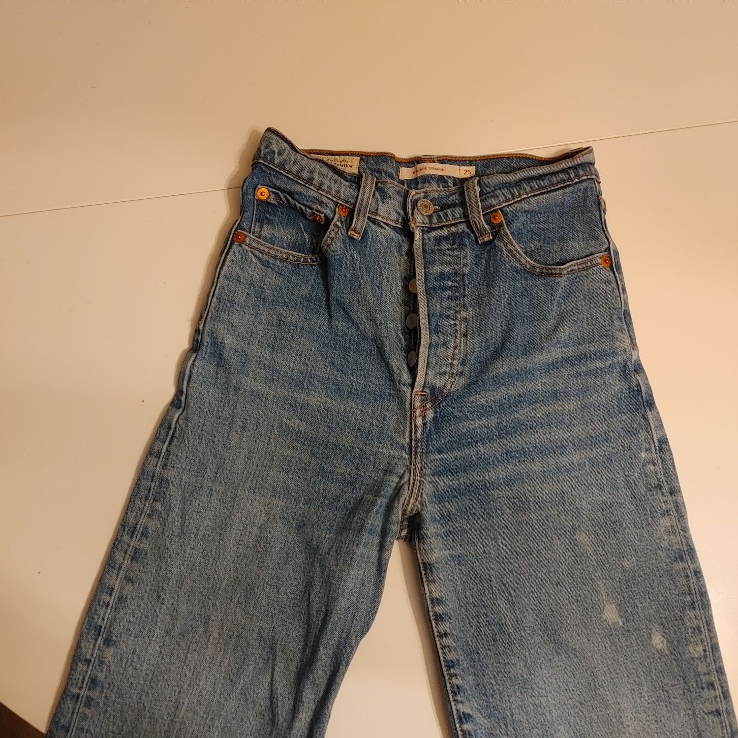 Jeansy Levi's 25 damskie