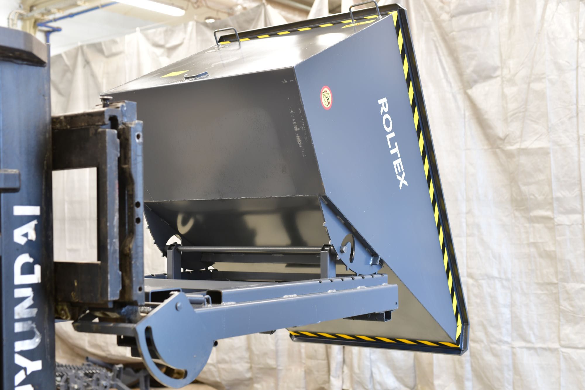 Kontener do wózka widłowego / Koleba / Kontener samowyładowczy 1100L