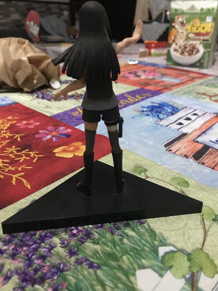 Estatua hinata hyuga como nova