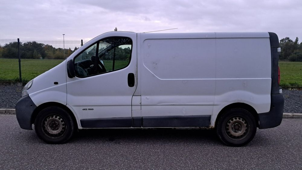 Renault Trafic L1H1 2.5Dci 146KM 2005r Fra Vat 23% 946kg Ładowność