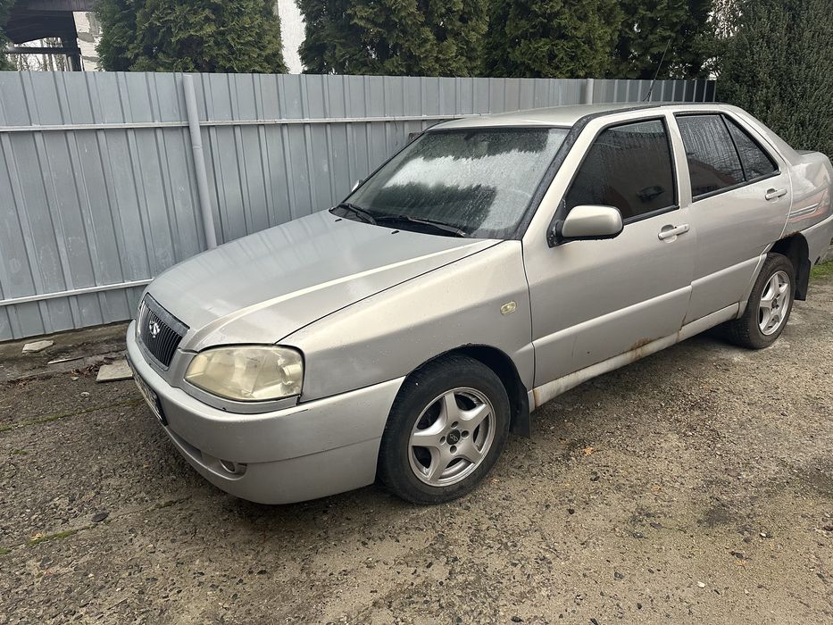Автомобиль Chery