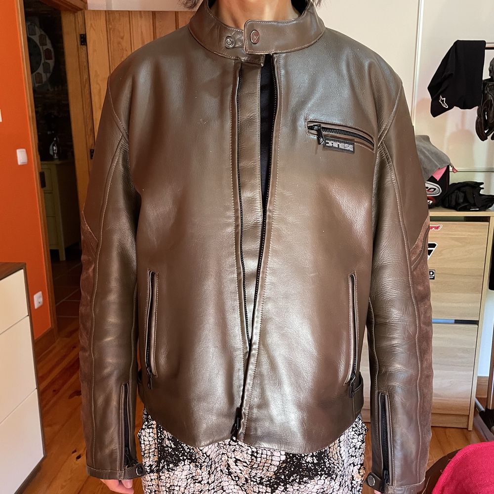 Casaco para mota de couro Dainese - tamanho 52