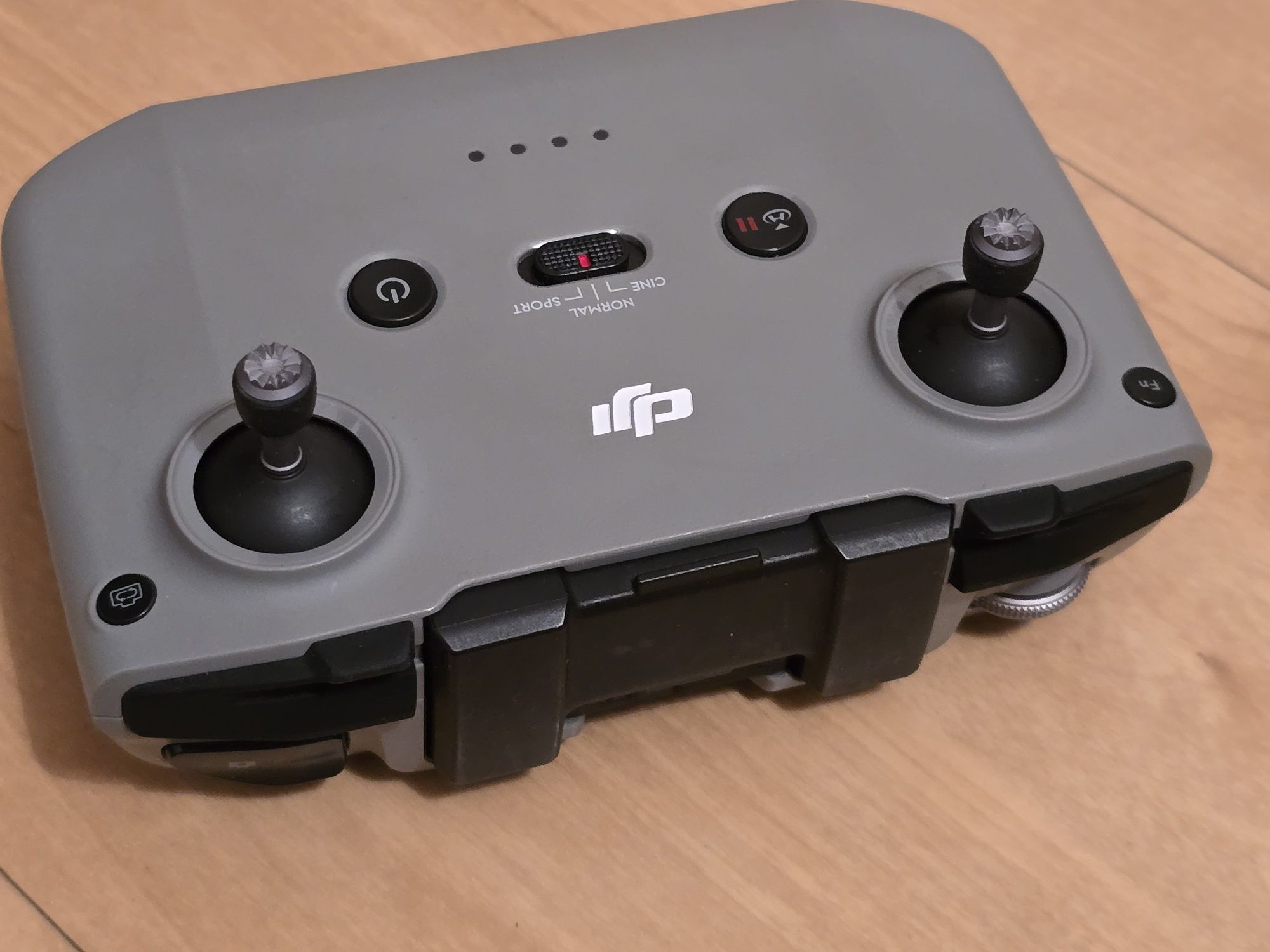 DJI kontroler RC N1