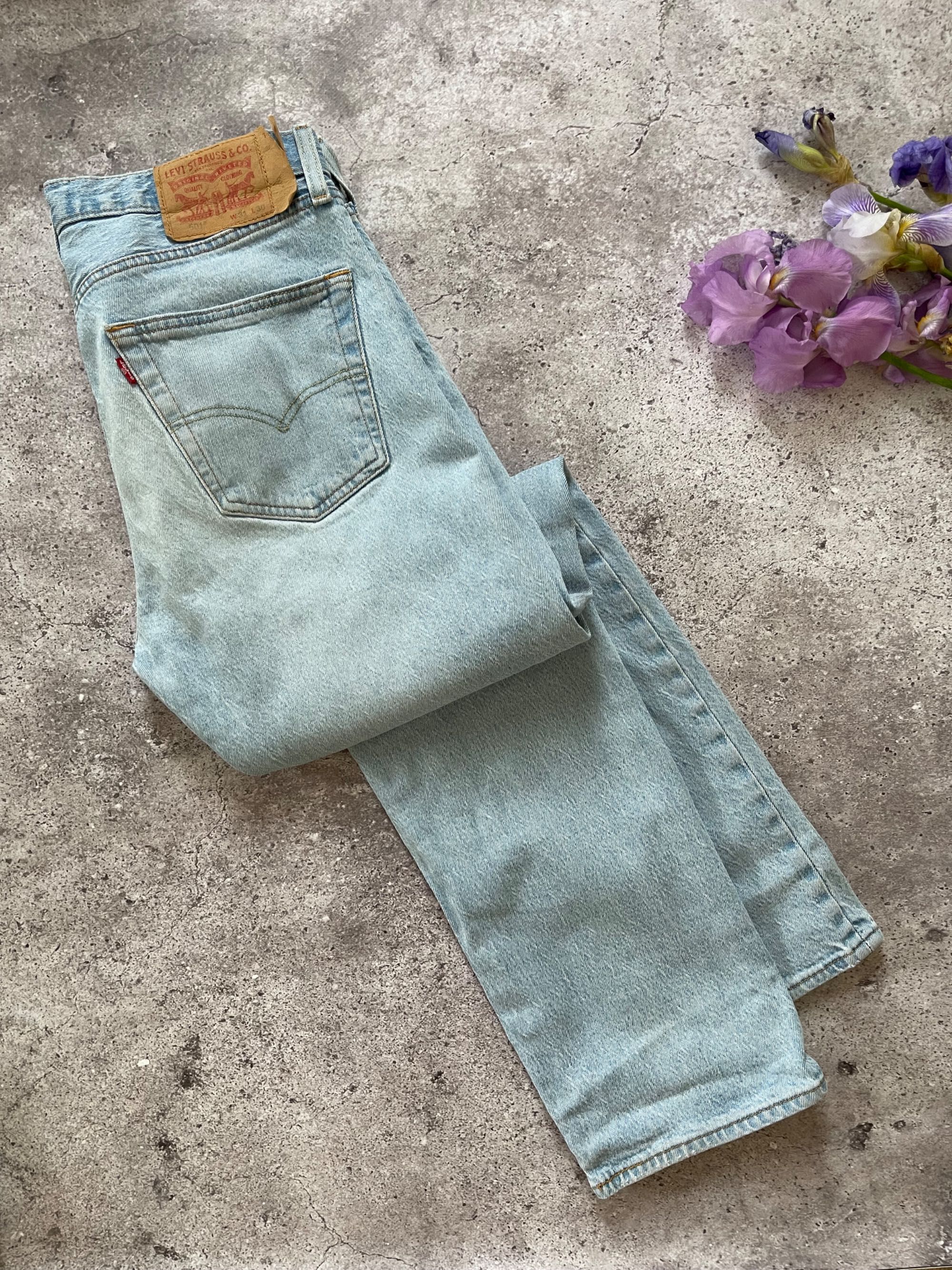 Жіночі блакитні прямі джинси levi’s W31L30