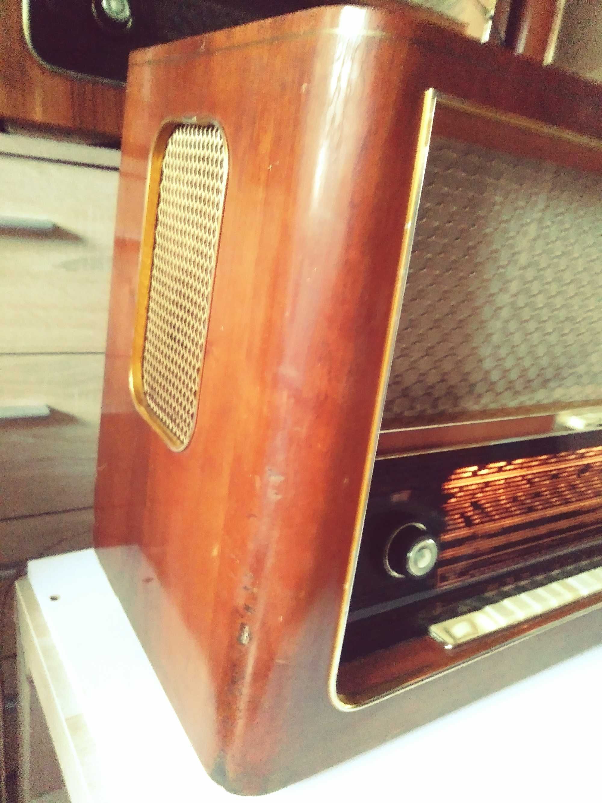 Radio lampowe 1957r. Stradivari 2