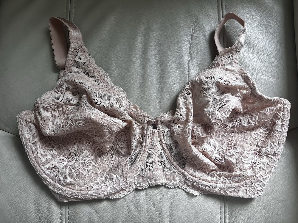 Triumph stanik amourette stanik koronkowy cielisty duzy 80G