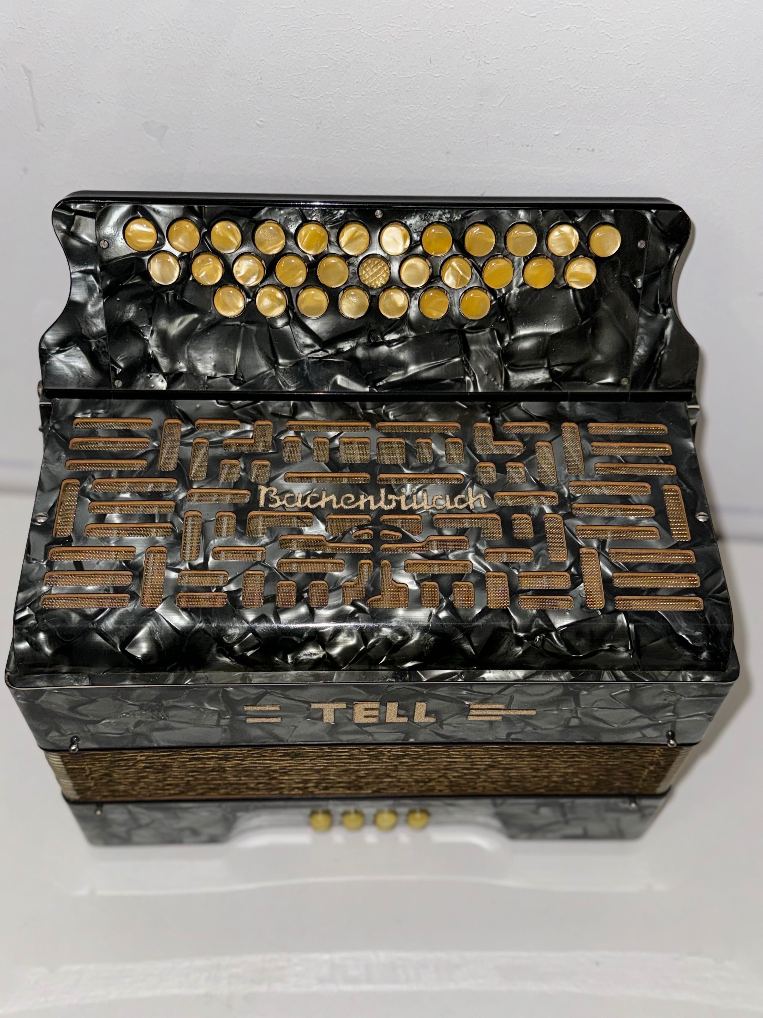 Concertina Tell la#re# d’origem