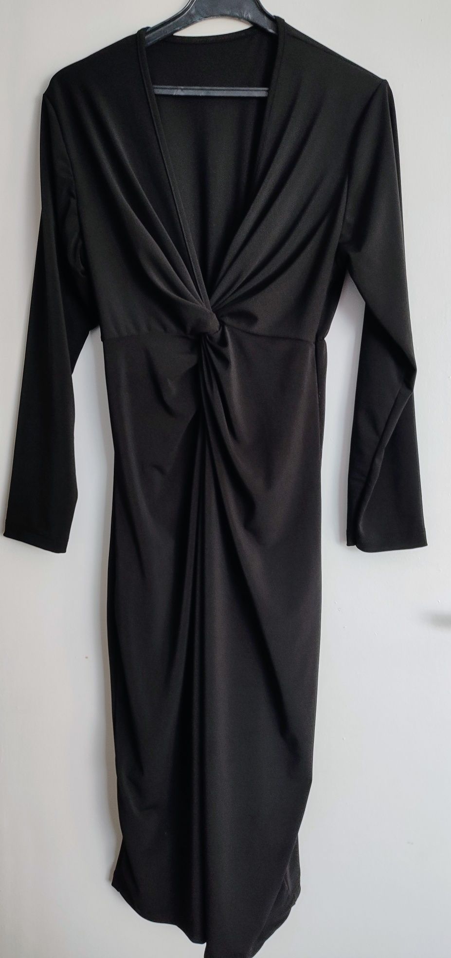 Sukienka damska wizytowa czarna rozmiar 42