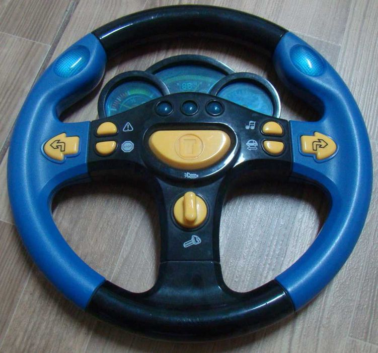 Музичне кермо "Маленький водій"