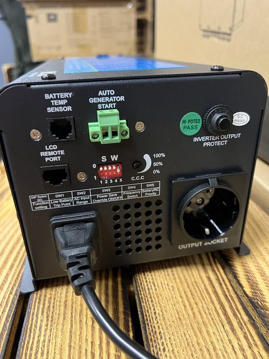 ДБЖ Volt Polska Power sinus 1500/4500Вт 12v/230В. Новое.