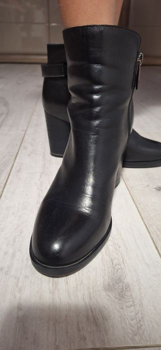 Ботинки Vitto Rossi р.40 жіночі