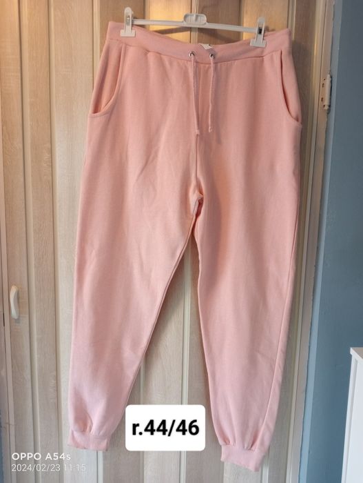 Spodnie dresowe 44/46