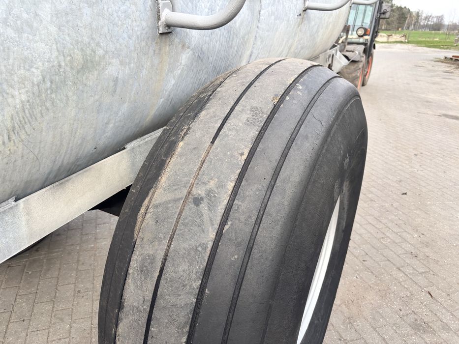 Beczkowóz 5000 litrów Briri ocynk beczka szambiarka wóz joskin garant