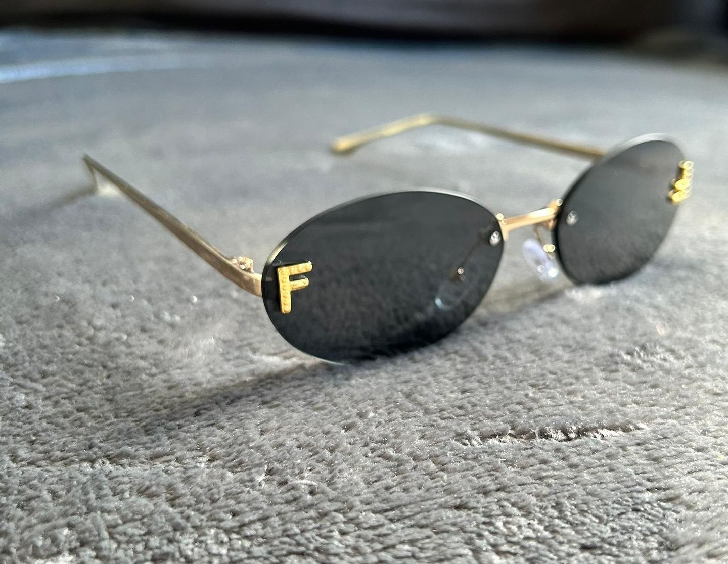 Okulary przeciwsłoneczne Fendi nowe